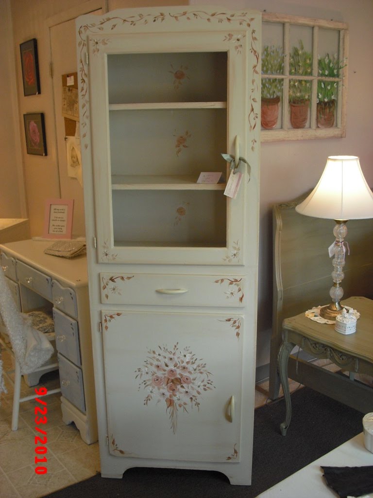 Pantry Cabinet: Vintage Pantry Cabinet With Antique Cabinets - 768x1024 - jpeg Vintage Style Pantries
